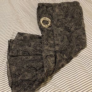 Avenue pull on skirt